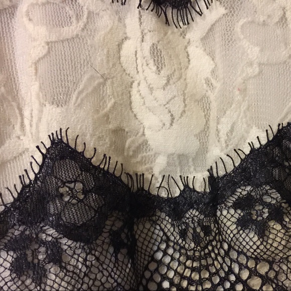 Danity Jewels - Picture 3 of 3